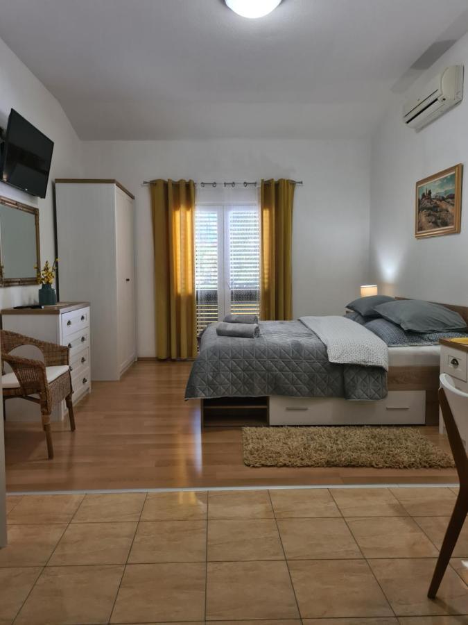 Apartment Marijan *